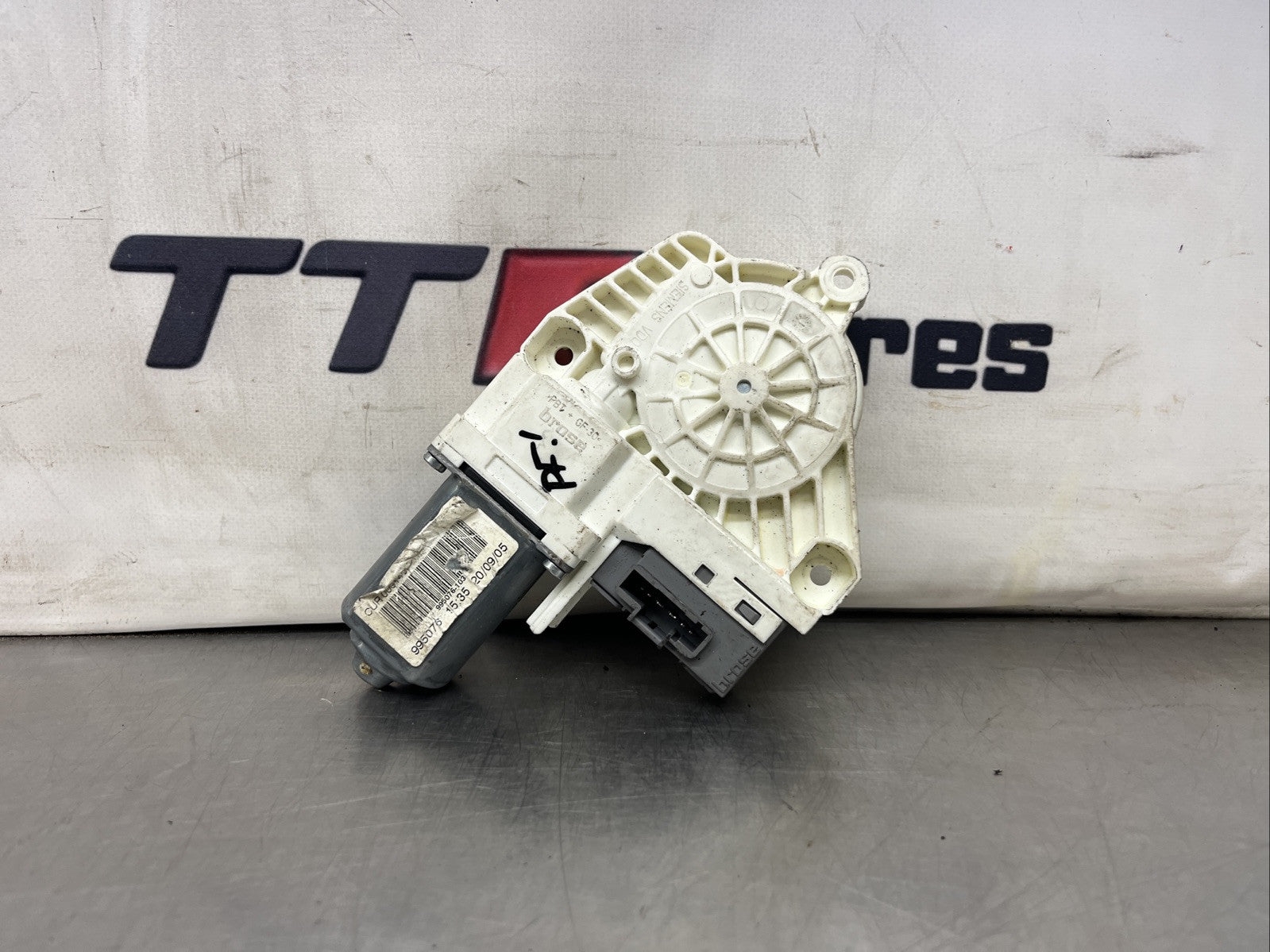 2005-09 RANGE ROVER SPORT FRONT PASSANGER SIDE WINDOW MOTOR 995076