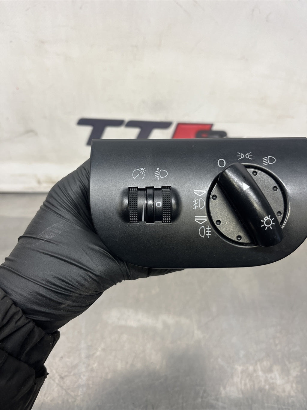 AUDI TT MK1 HEADLIGHT SWITCH - 8N2941531A  98-06