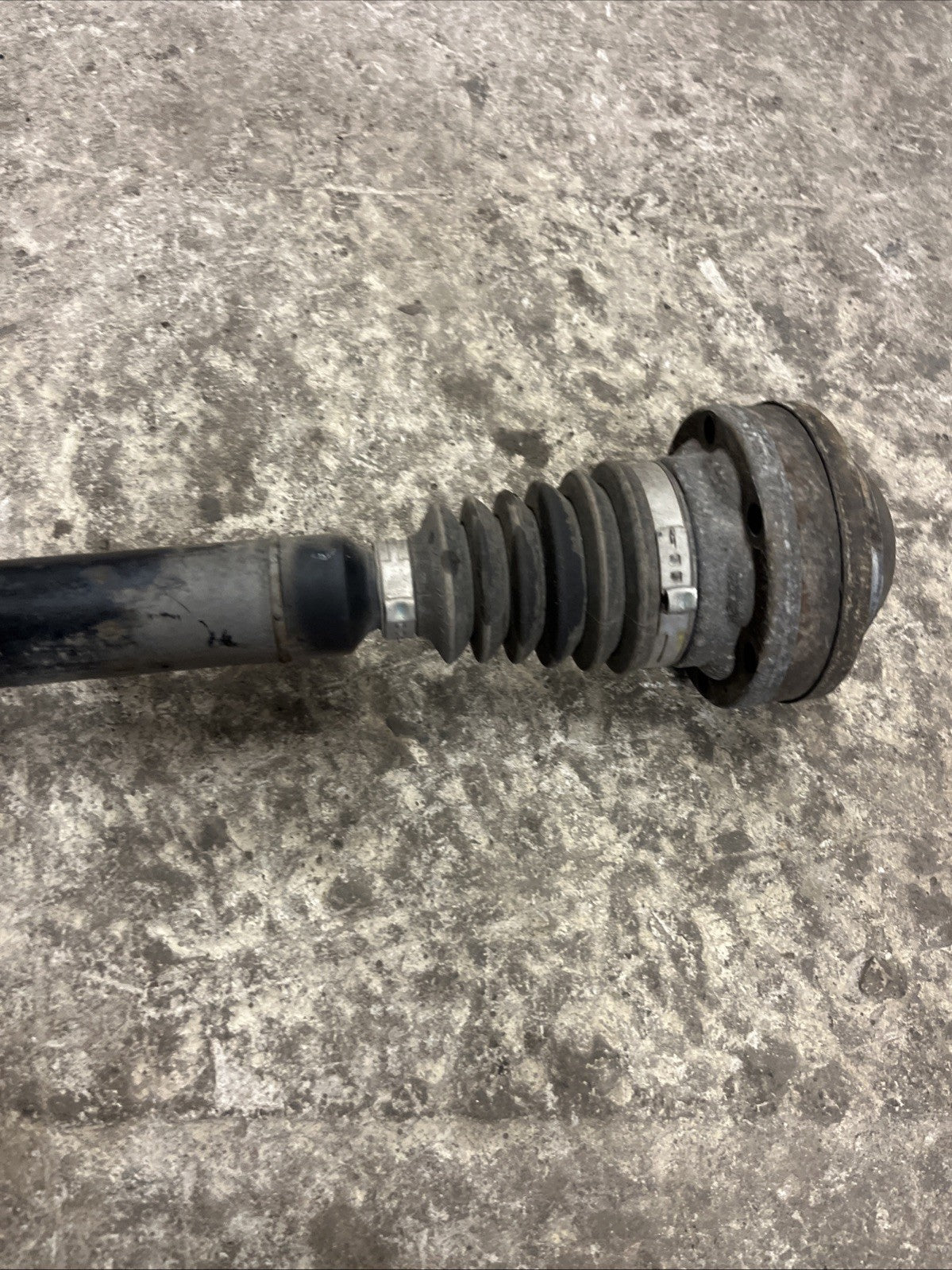 Volkswagen Touran 1T Driveshaft Front Right O/S Side Drive Shaft 1K0407272RB
