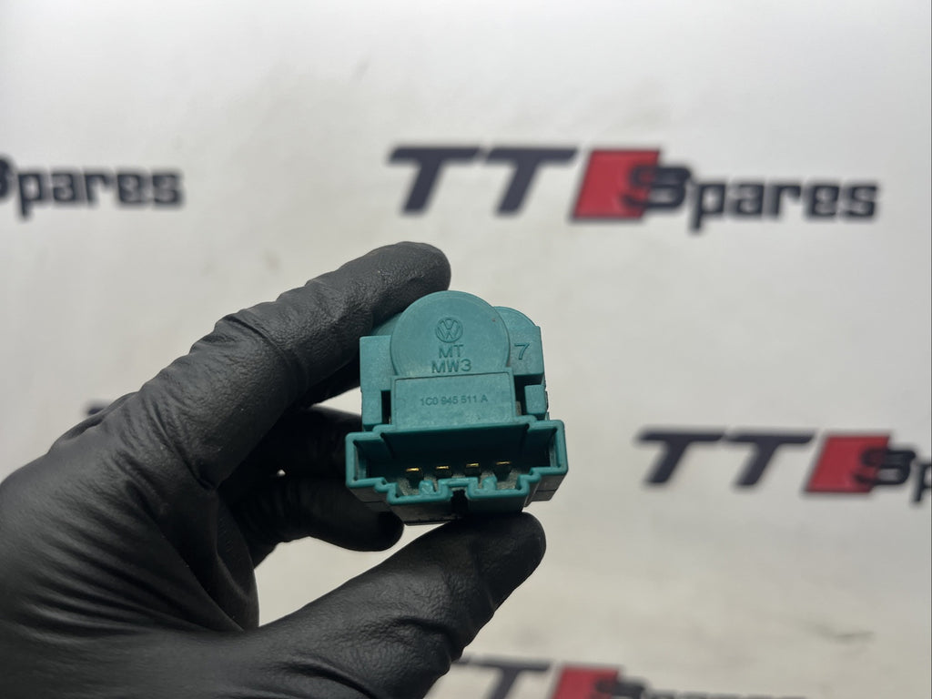 Audi TT 8N MK1 1998-2006 225 Quattro Brake Pedal Switch - Green  1C0945511A