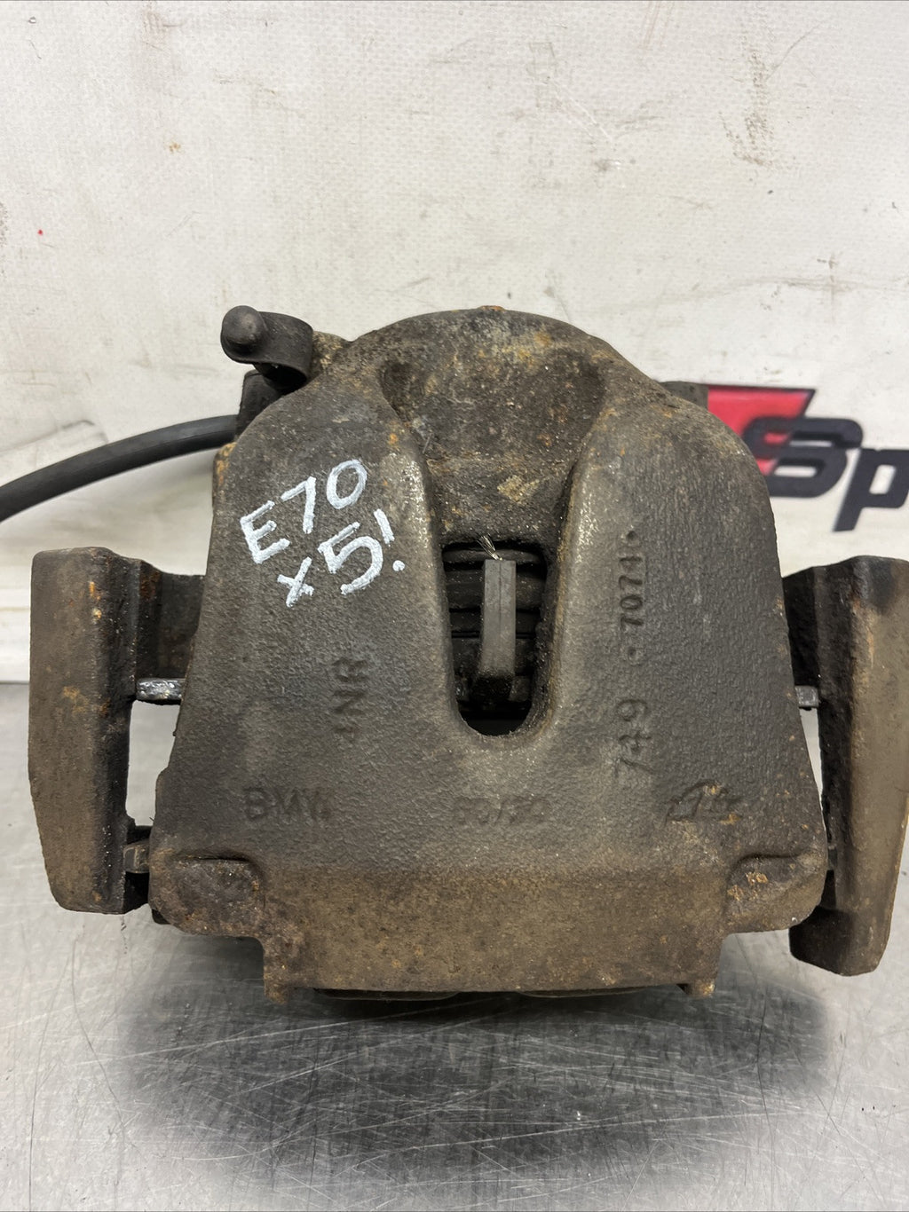BMW X5 BRAKE CALIPER FRONT LEFT PASSENGER SIDE E70 2007 - 2009