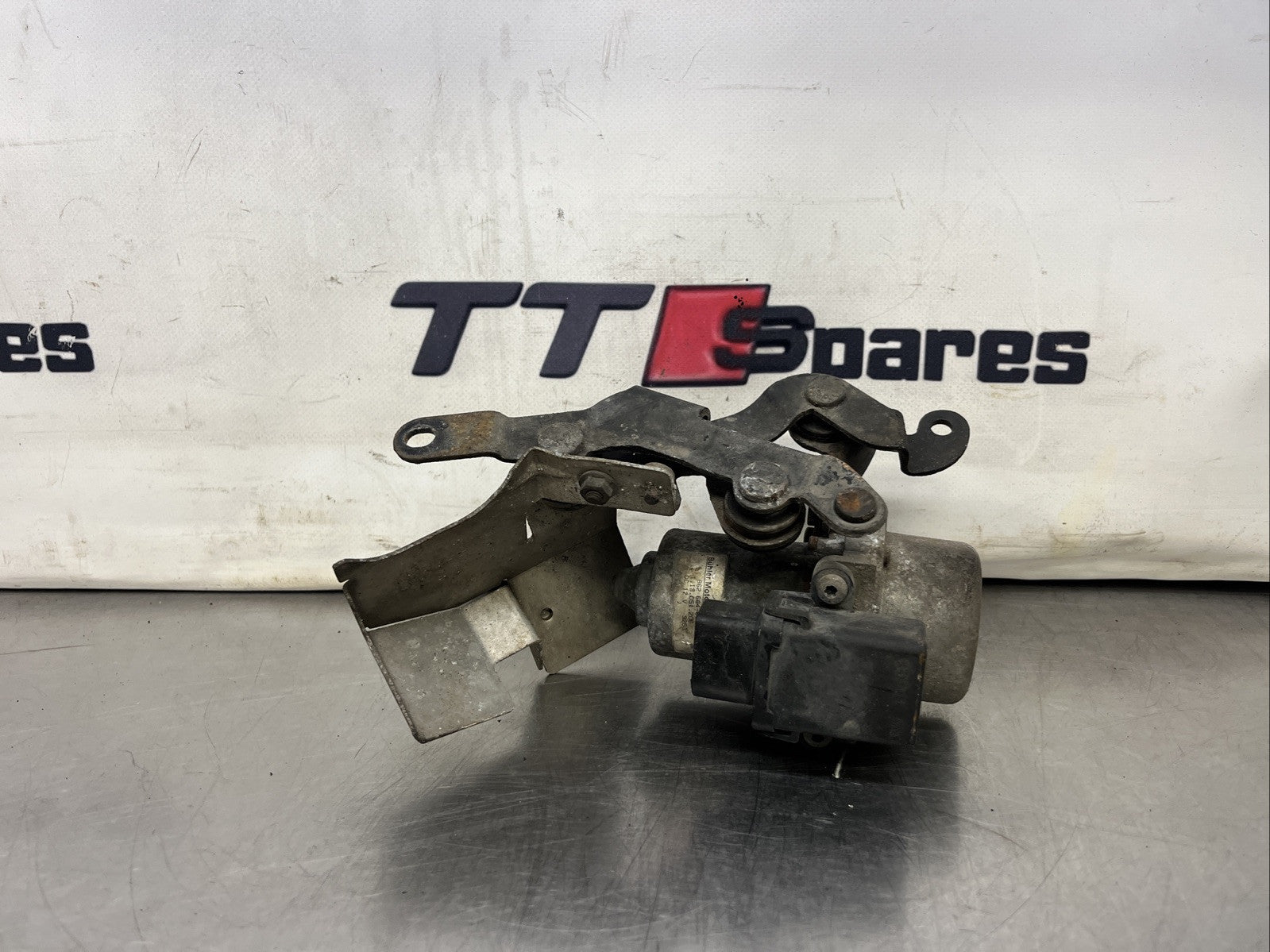 AUDI TT MK1 V6 3.2 BRAKE ASSIST VACUUM PUMP 1J0612181B 1J0 612 181B