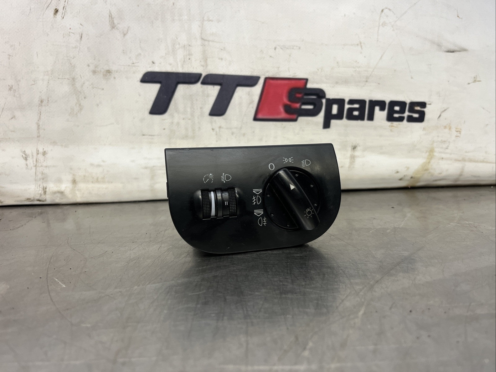 AUDI TT MK1 8N HEADLIGHT SWITCH 8N2941531