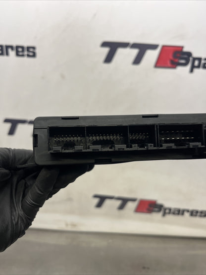 Audi TT MK1 8N QUATTRO CONVENIENCE CONTROL MODULE CCM ECU 8N8962267E