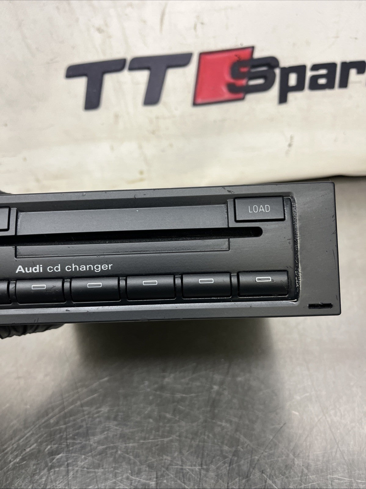 AUDI R8 2008 CD CHANGER 6 DISC PLAYER HEAD UNIT 8E0035111D AUDI A4 A5 A6 