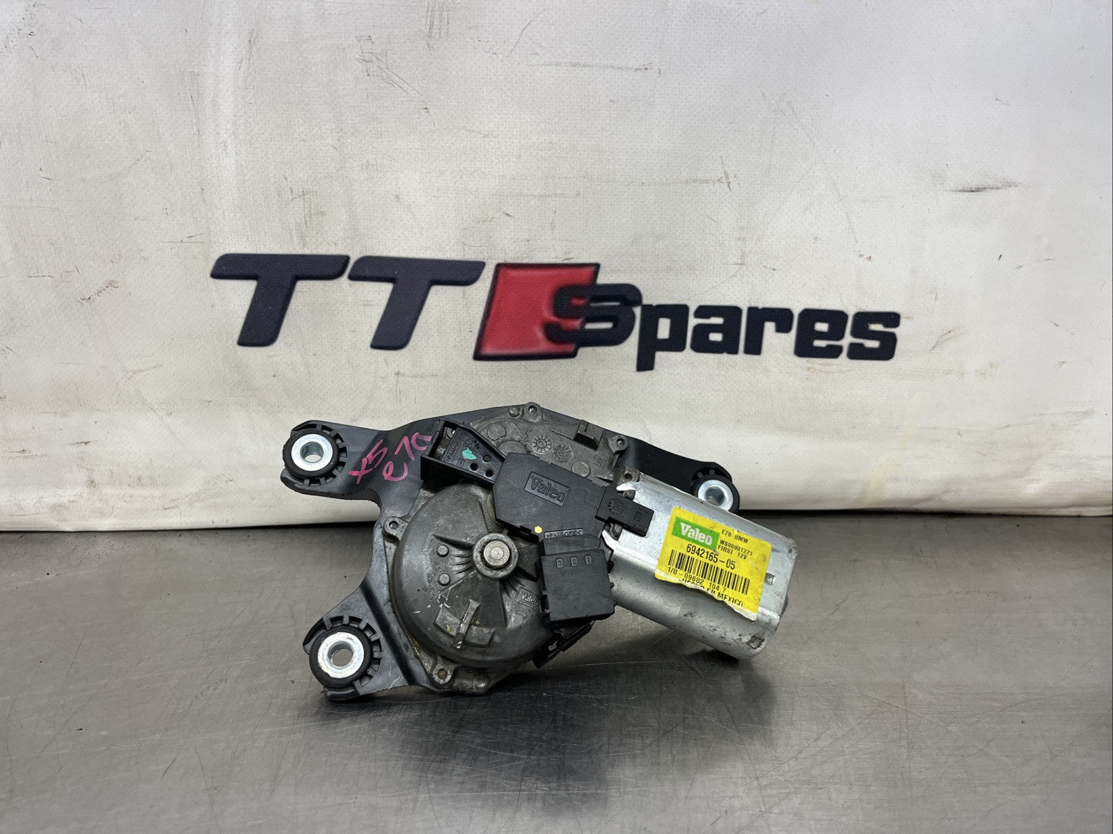 6942165 05 WS00001221 BMW X5 Series E70 Wiper Mechanism Motor Linkage FIRST  VAL
