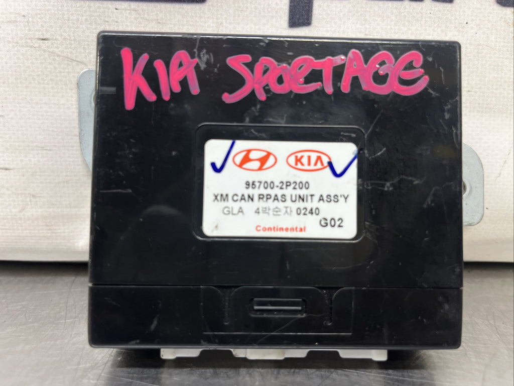 KIA SORENTO PARKING SENSOR CONTROL UNIT ECU MK2 957002P200 2010 - 2014