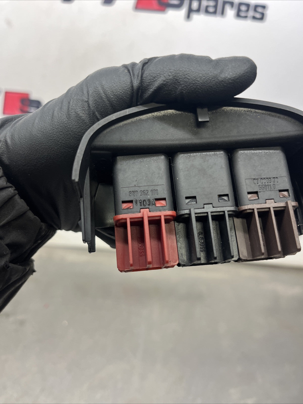 AUDI TT MK1 8N FUEL FLAP BOOT RELEASE SWITCHES WARRANTY 8n0962101