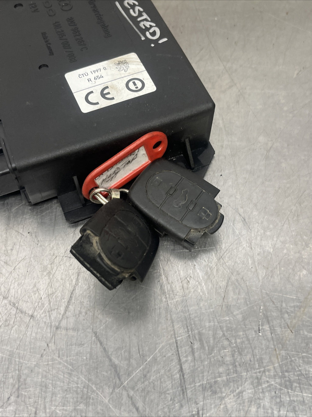 Audi TT MK1 8N Roadster Convertible CCM comfort control module 8N7962267C