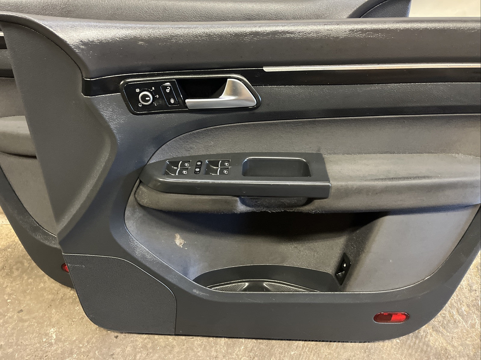 VW Touran V3 Electric Window Conversion Upgrade Regs Motors & Door Cards Caddy