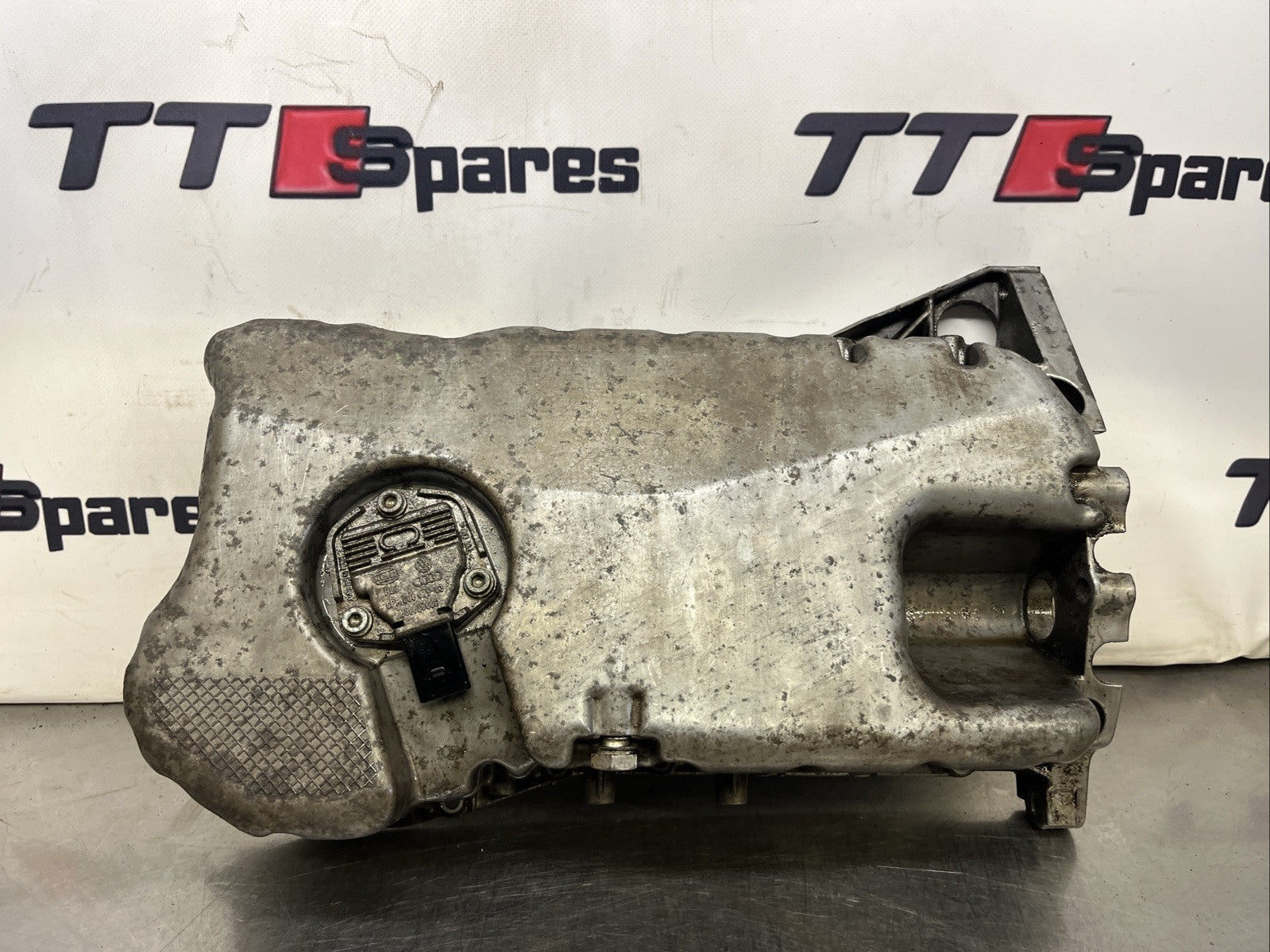 Aluminium oil pan VW Golf 4 Bora 2.8 V6 AQP aluminium pan 021103603