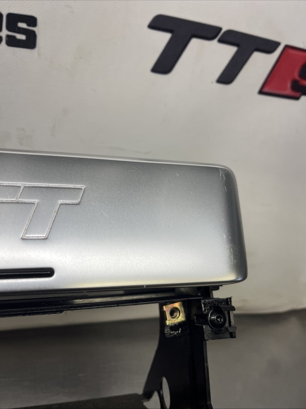 AUDI TT MK1 8N COUPE ROADSTER ~ DASH RADIO HEAD UNIT FASCIA SURROUND FLIP PANEL