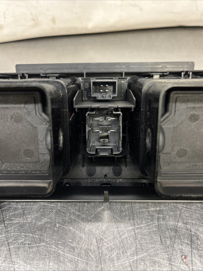 VW TOURAN Dashboard Storage Box Hazard Switch Vent 1T2857921D / 1T2819728D - B7