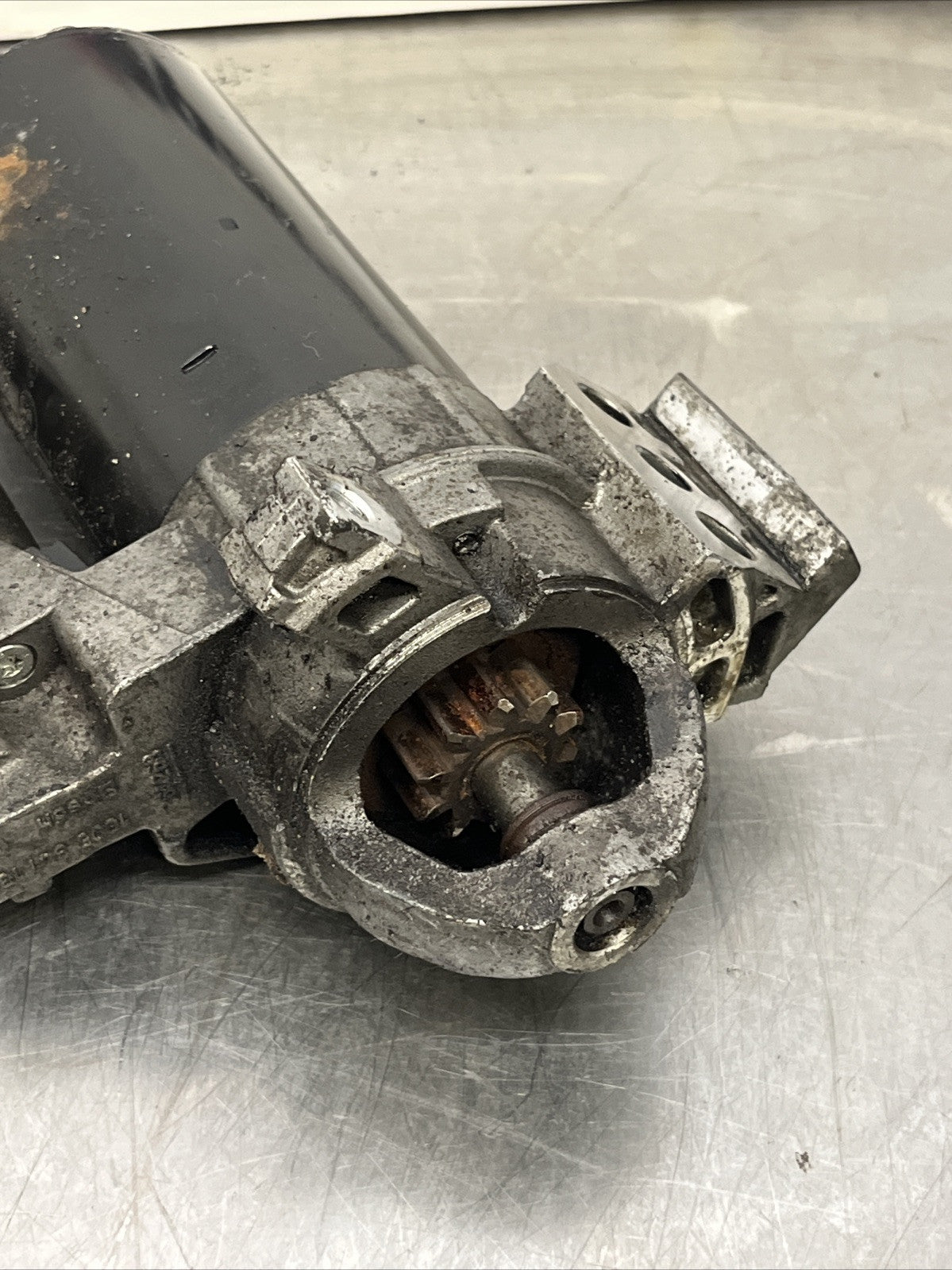 BMW X5 X6 7 E70 E71 F16 F01 N57 DIESEL STARTER MOTOR BOSCH 8570382