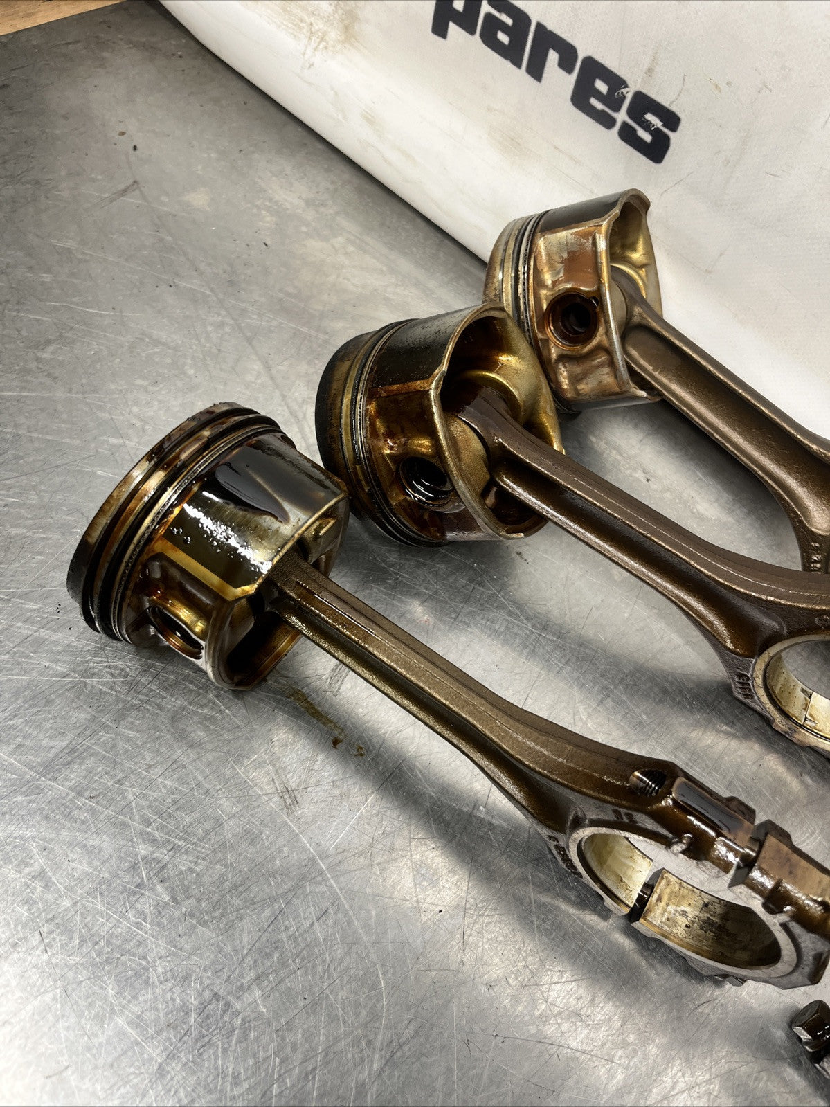 VW GOLF MK5 R32 2005-2009 3.2 V6 PETROL BUB  ENGINE PISTONS CONNECTING RODS 021E