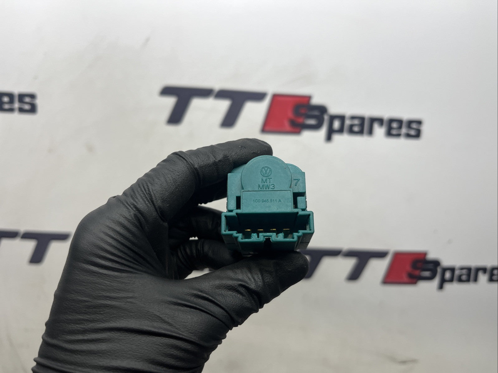 Audi TT 8N MK1 1998-2006 225 Quattro Brake Pedal Switch - Green  1C0945511A