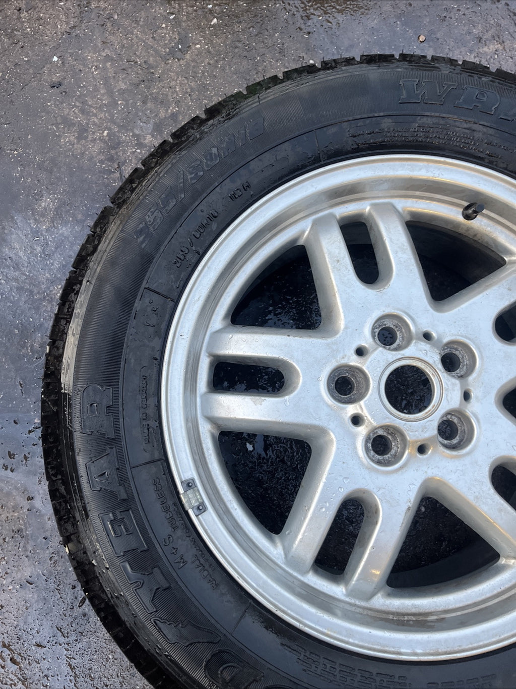 RANGE ROVER VOGUE 18''X 7.5J ALLOY WHEEL WITH GOODYEAR WRANGLER TYRE 255/60/R18 