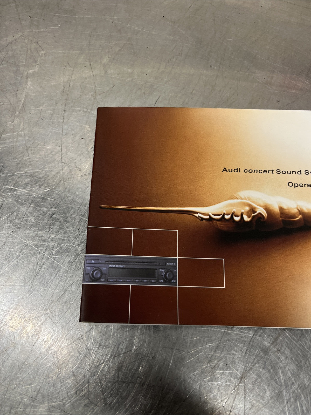 Audi Concert Sound System Operating Instructions 2000-2005 Part No.231.566.44920