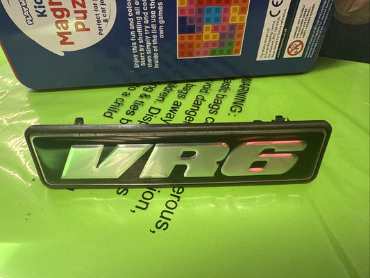 VW MK3 GOLF VR6 HIGHLINE FRONT GRILL BADGE GENUINE OEM