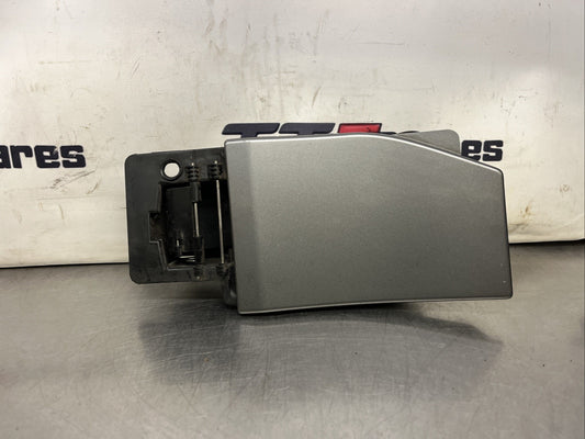 VAUXHALL VIVARO RENAULT TRAFIC 2014-2019 FUEL FILLER FLAP + HOUSING 93457385