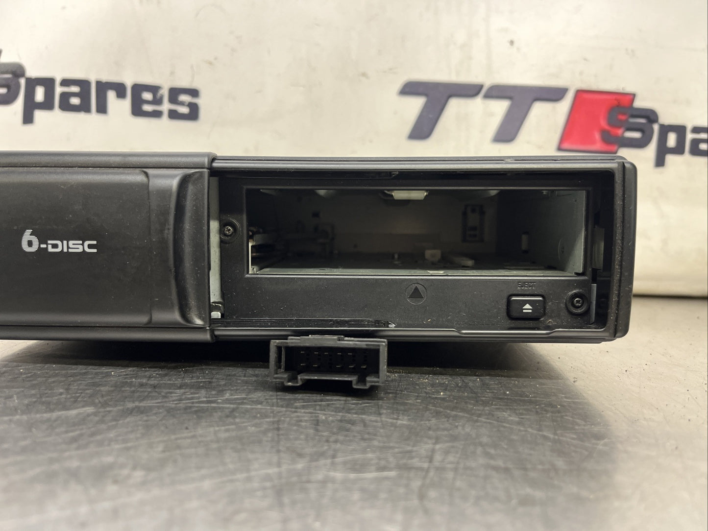 AUDI TT MK1 98-06 8N COUPE 6 DISC CD CHANGER MULTICHANGER & CASSETTE 8N8035111C