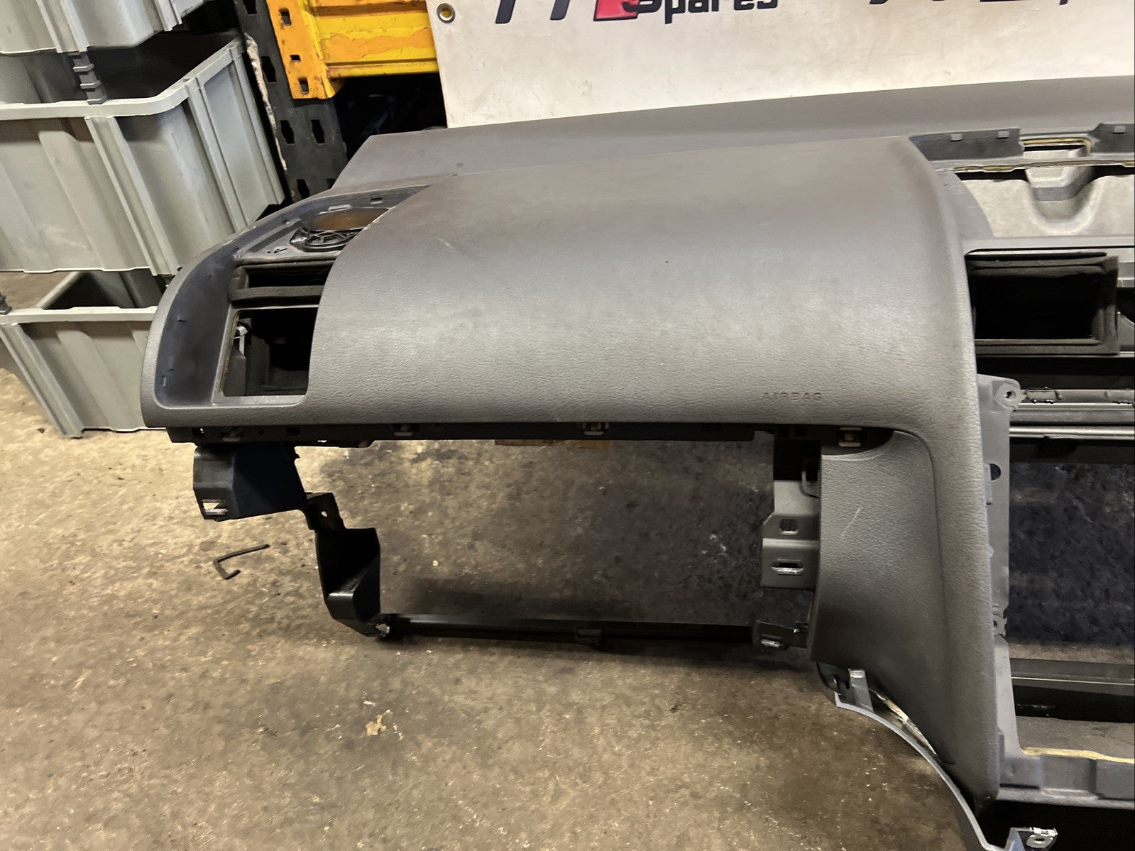 VW Touran V3 Complete Dash Conversion In Dark Grey For Caddy 2K / MK3 Upgrade