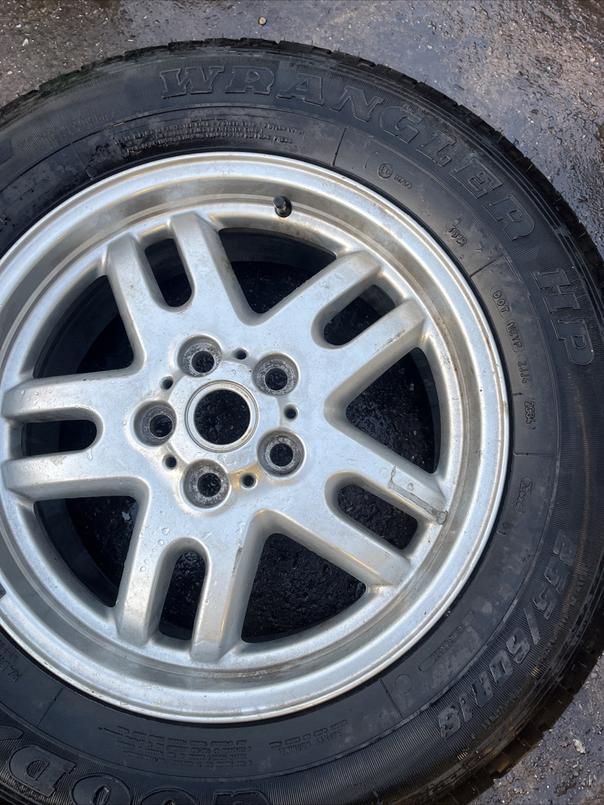 RANGE ROVER VOGUE 18''X 7.5J ALLOY WHEEL WITH GOODYEAR WRANGLER TYRE 255/60/R18 