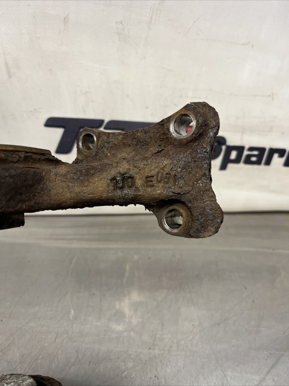 Audi TT 8N Mk1 Rear Subframe Haldex Diff Mount 1J0599271D