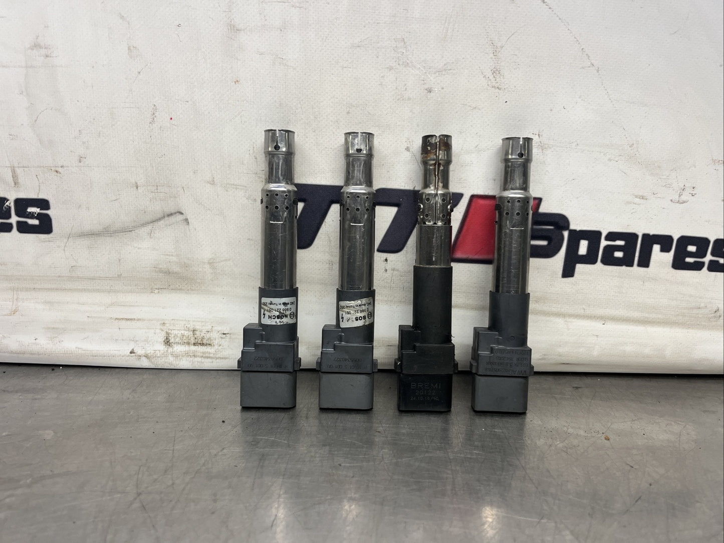Audi TT V6 Quattro 2004 3.2 petrol ignition coil pack x4 set 0986221051