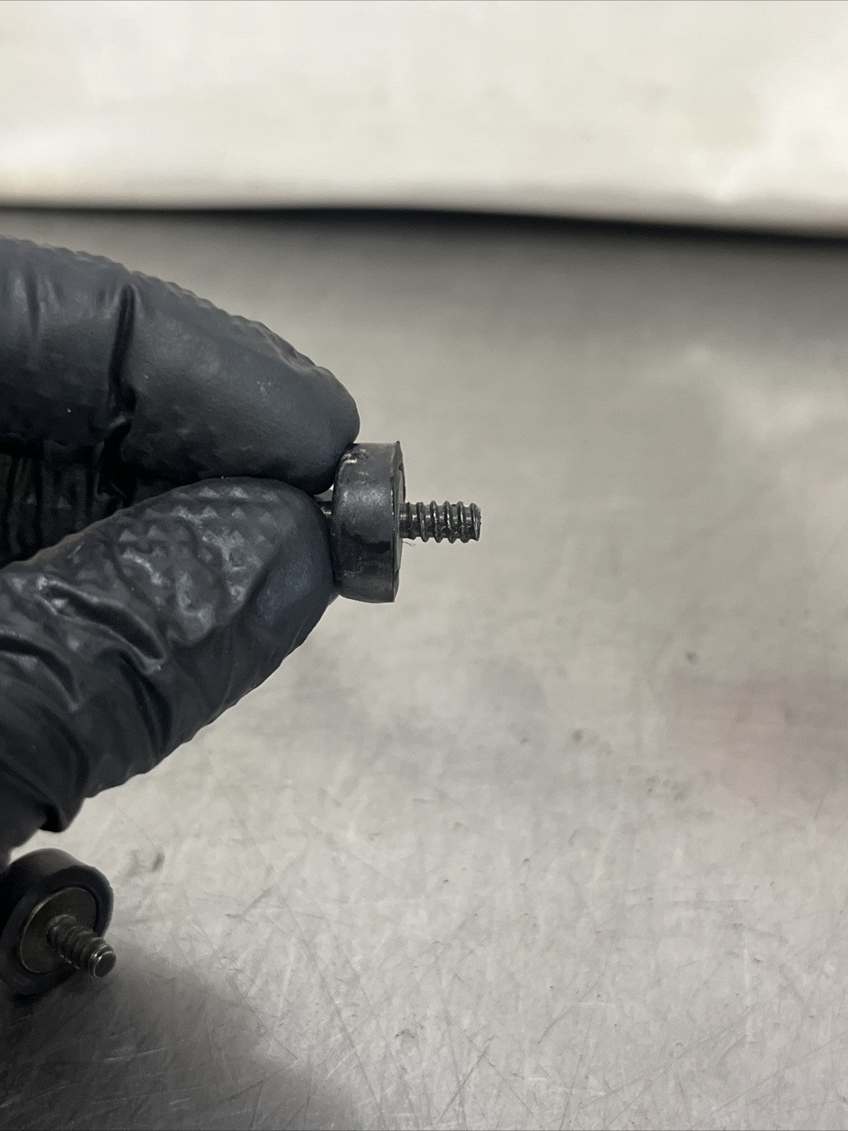 Audi TT Mk1 8n Parcel Shelf Clip 