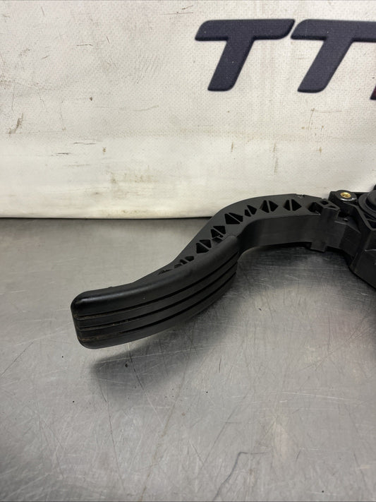 RENAULT TRAFIC ACCELERATOR THROTTLE PEDAL 180020024R MK3 2015 - 2019