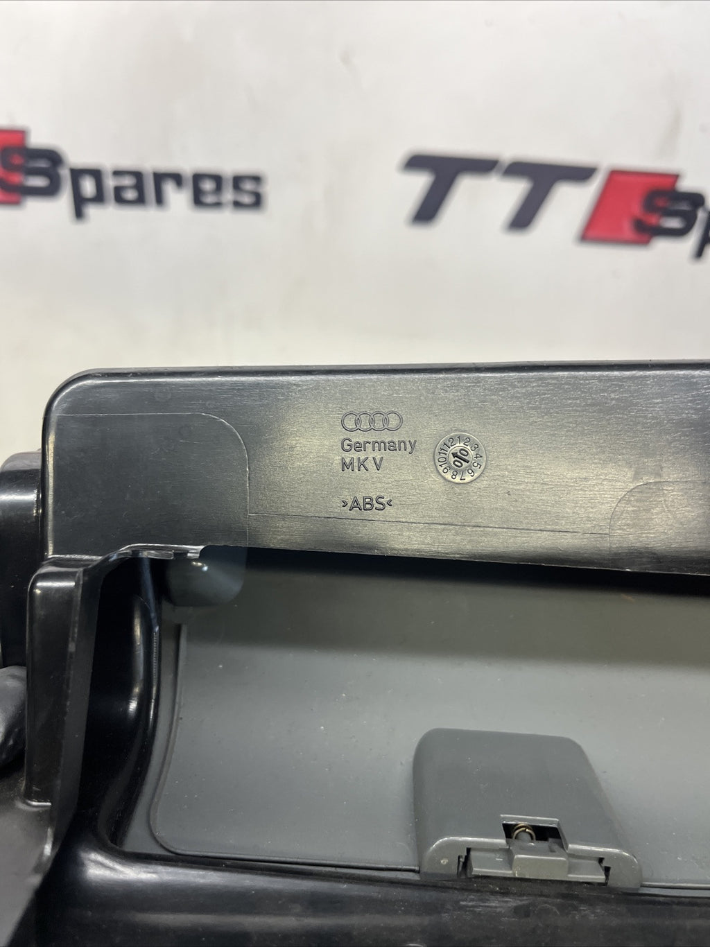 Audi TT MK1 Quarter Panel 6 Disc Flap Oem Genuine