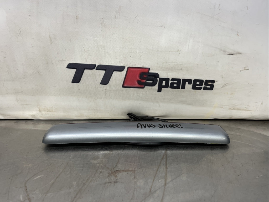 Audi TT Mk1 Convertible Roadster MIDDLE 3RD BRAKE LIGHT 8n7945097a Avus Silver