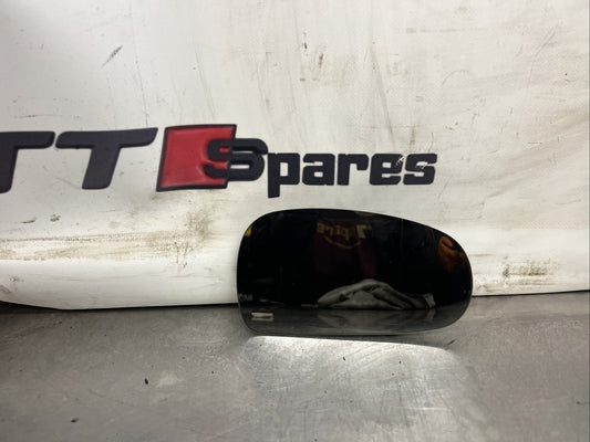 Genuine Audi TT 8N Drivers Wing Mirror Glass