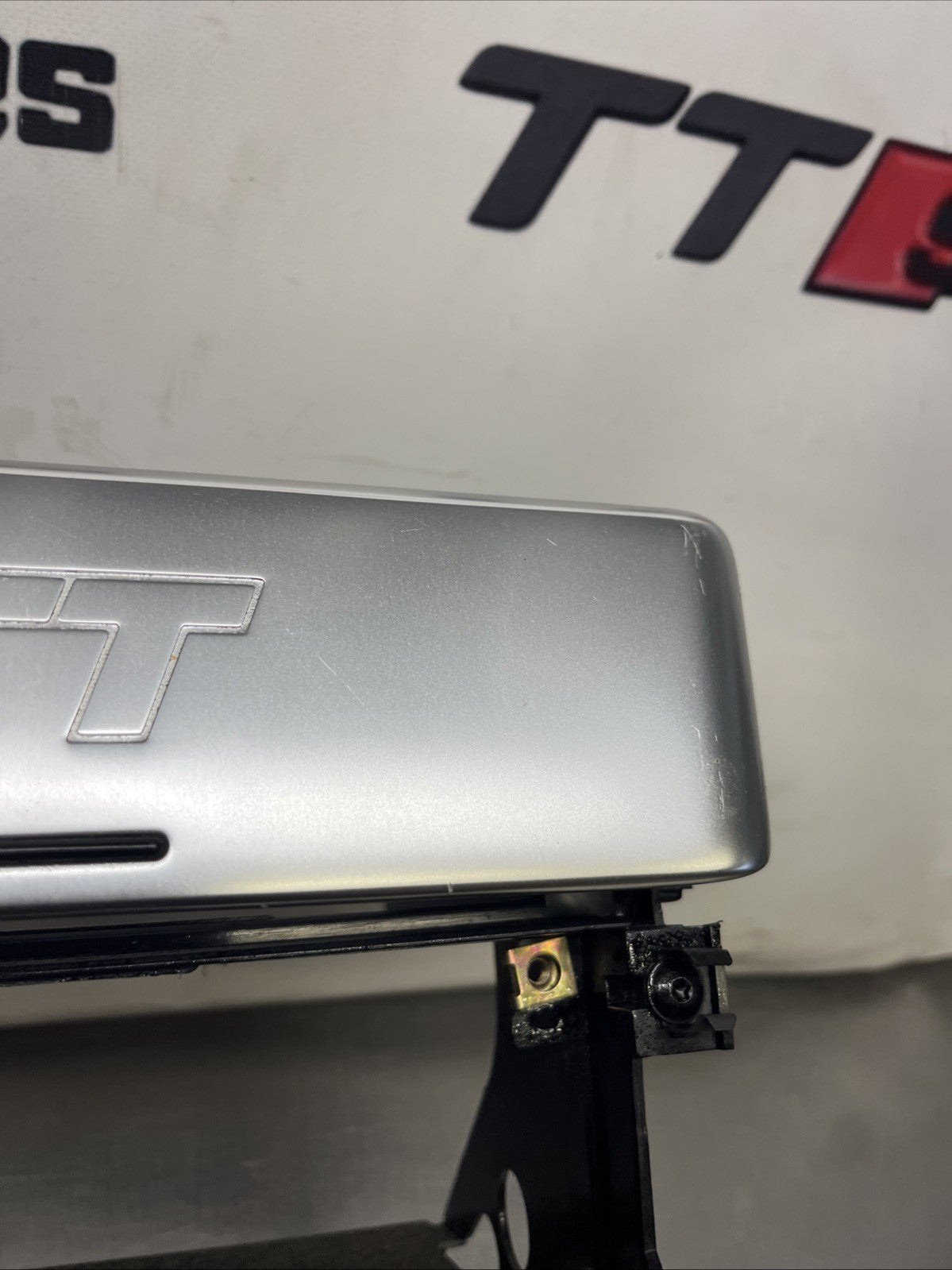 AUDI TT MK1 8N COUPE ROADSTER ~ DASH RADIO HEAD UNIT FASCIA SURROUND FLIP PANEL