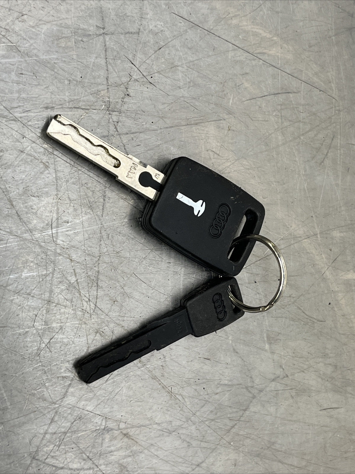 Audi TT Mk1 Genuine OEM Valet Key Plastic And Metal