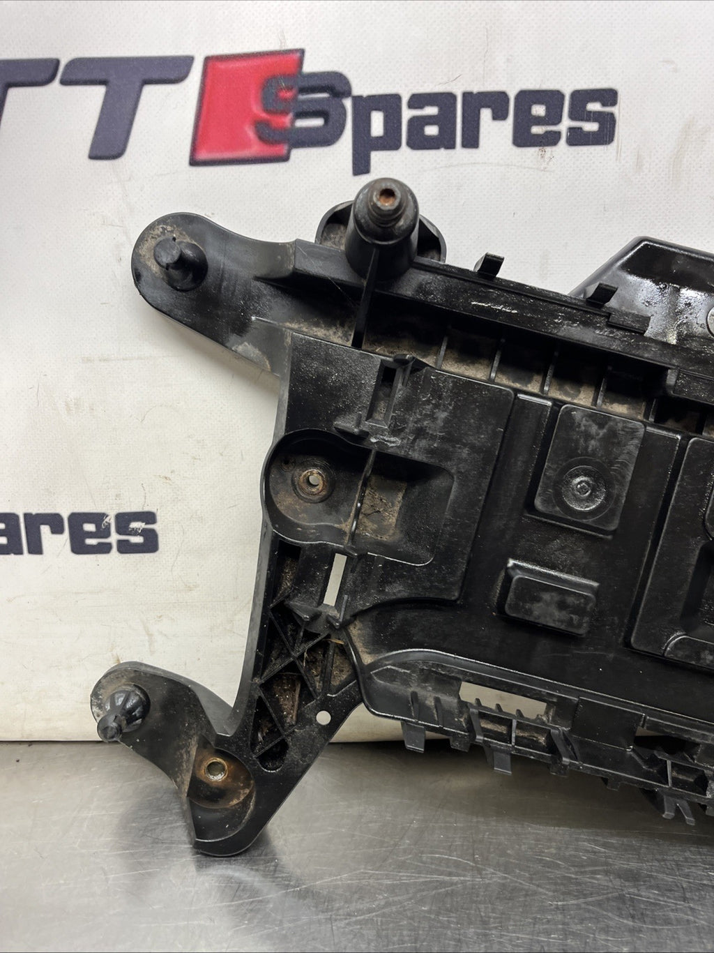 VOLKSWAGEN CADDY MAXI C20 2010-2015 BATTERY TRAY 1K0915333