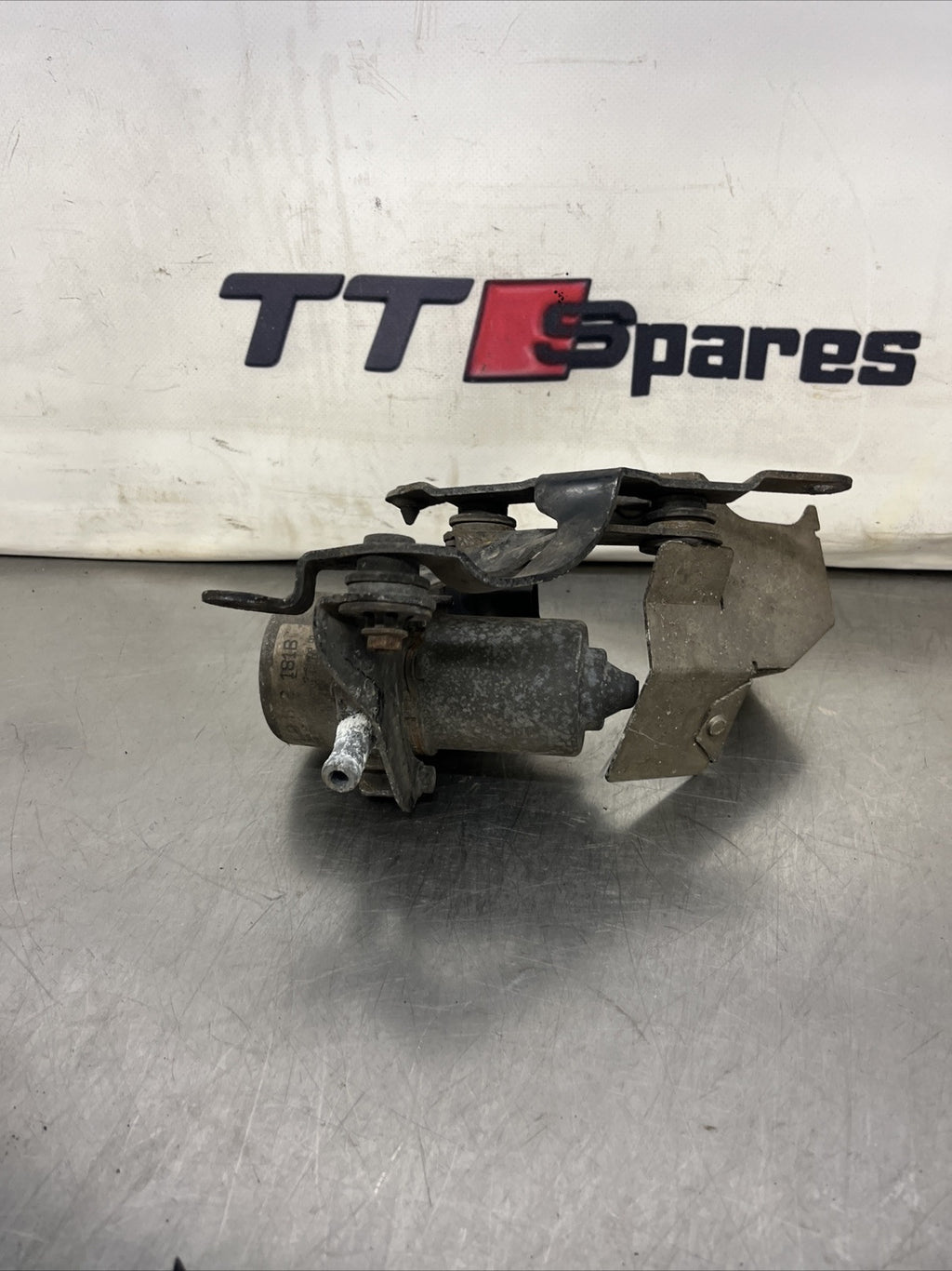 AUDI TT MK1 V6 3.2 BRAKE ASSIST VACUUM PUMP 1J0612181B 1J0 612 181B
