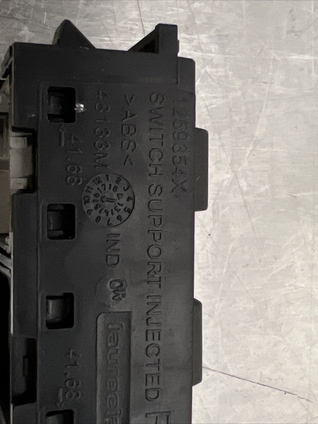 VAUXHALL VIVARO 2700 X82 2016 DIMMING CONTROL SWITCH 1259354X