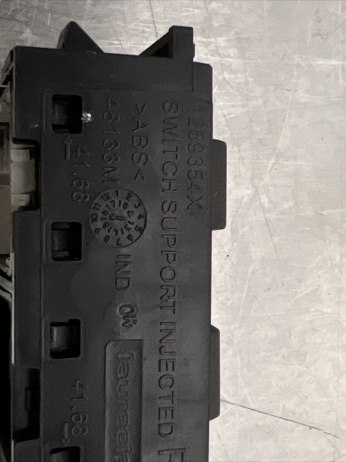 VAUXHALL VIVARO 2700 X82 2016 DIMMING CONTROL SWITCH 1259354X