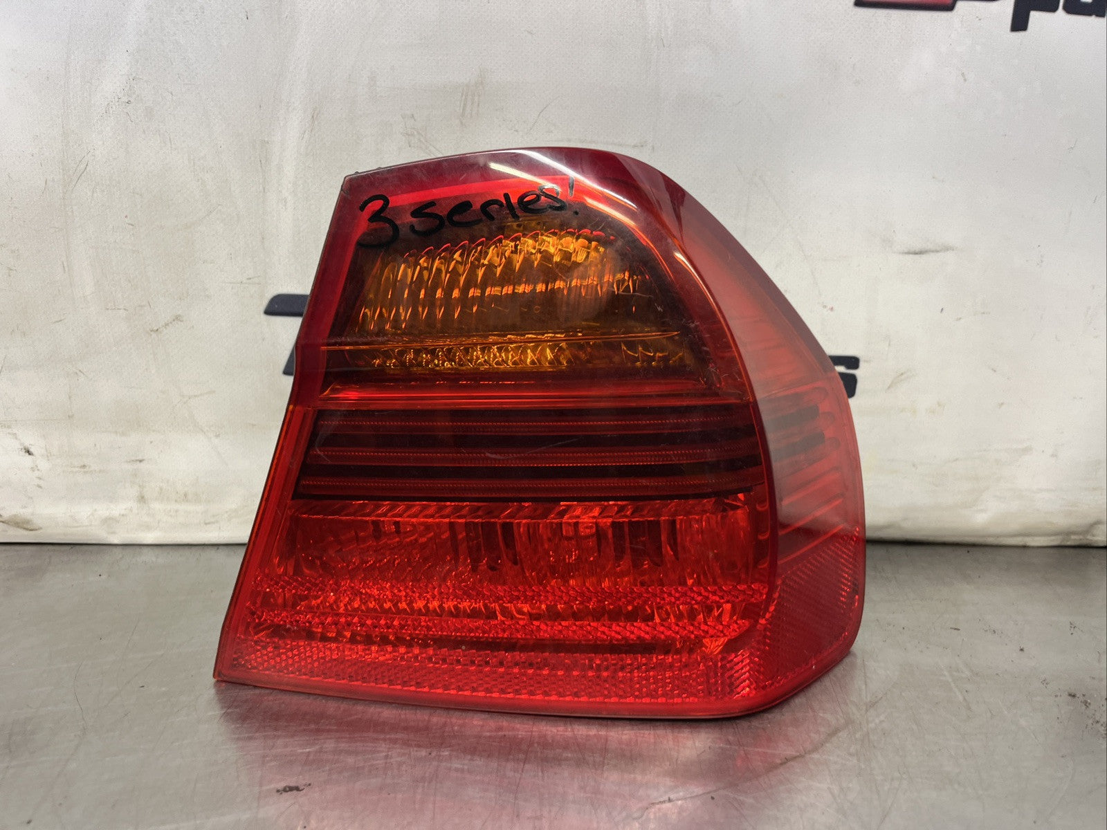 BMW 3 Series E90 Saloon Rear Back Lamp Light Right Tail Back O/S 6937458