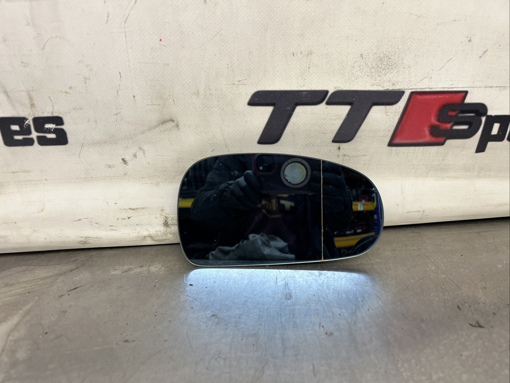 Genuine Audi TT 8N OS Drivers Wing Mirror Tinted Glass