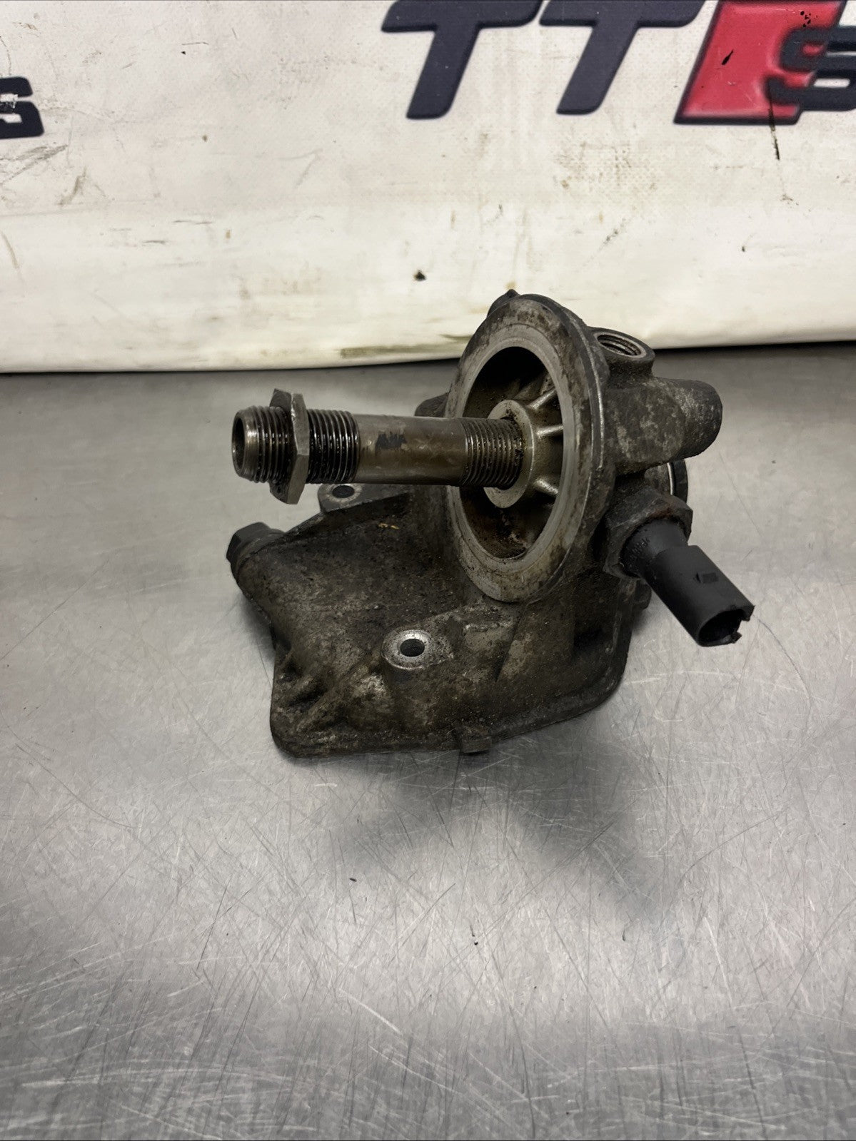 VW Golf MK4 Beetle 1C 1Y 2.0 1.6 8V AZJ BFS Engine Oil Filter Housing 06A115417