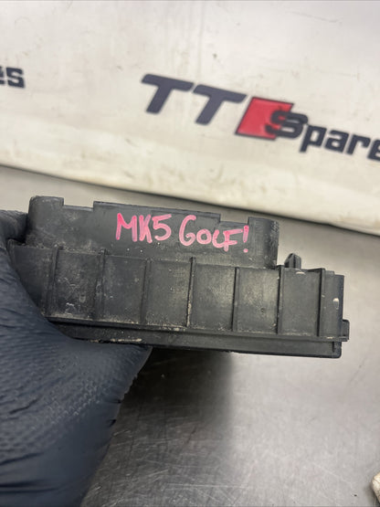 2009 VW GOLF MK5 1.9 TDI POWER BOARD FUSE BOX 1K0937125A #9