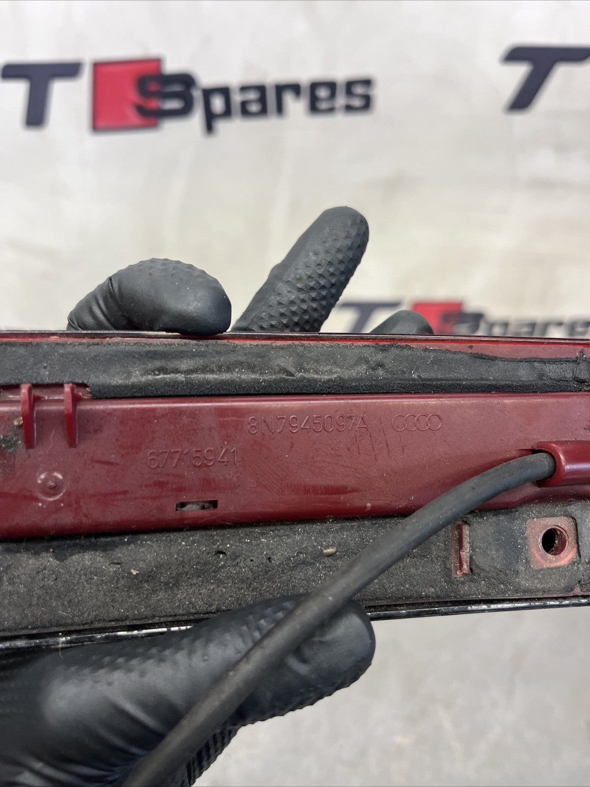 Audi TT Mk1 Convertible Roadster MIDDLE 3RD BRAKE LIGHT 8n7945097a BLACK
