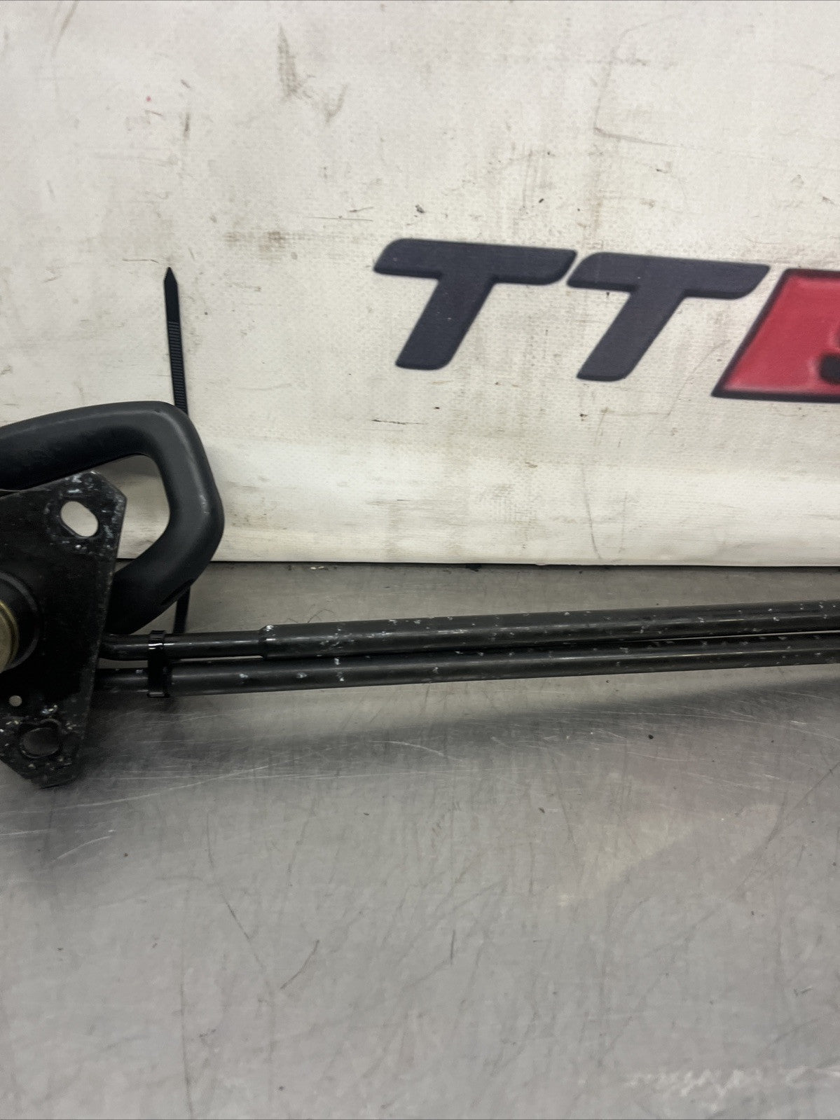 Audi TT Mk1 98-06 8N Roadster Soft Top Hood Roof Shut Latch Catch Lock & Handle