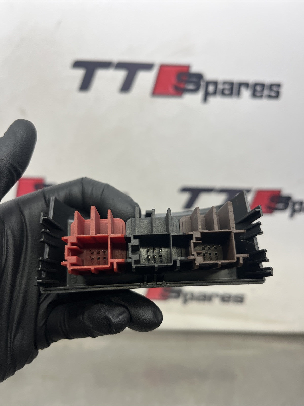 AUDI TT MK1 8N FUEL FLAP BOOT RELEASE SWITCHES WARRANTY 8n0962101