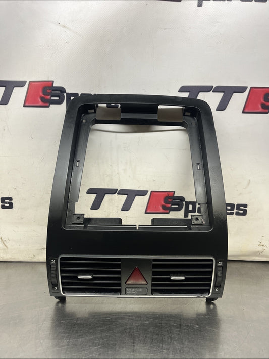 VW TOURAN Dashboard Storage Box Hazard Switch Vent 1T2857921D / 1T2819728D - B7