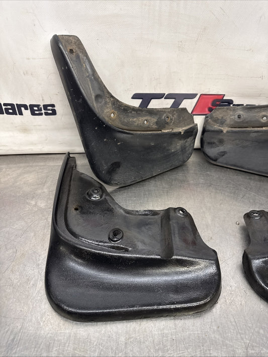 AUDI TT MK1 8N PAIR REAR MUDFLAPS GENUINE ORIGINAL 8N0075101 V6 1.8T QUATTRO