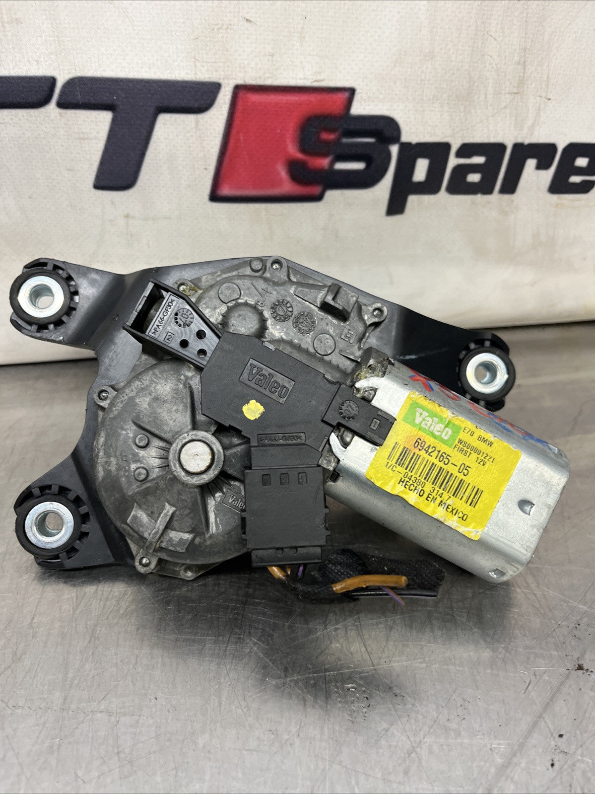 6942165 05 WS00001221 BMW X5 Series E70 Wiper Mechanism Motor Linkage FIRST  VAL
